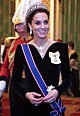 Kate Middleton bär drottning Elizabeths smycken