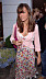 Så klädde sig Kate Middleton innan hon blev kunglig – blommig sommarklänning rosa jacka