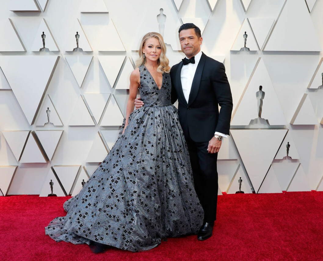 Kelly Ripa och Mark Consuelos. Kelly Ripa och Mark Consuelos på Oscarsgalan 2019