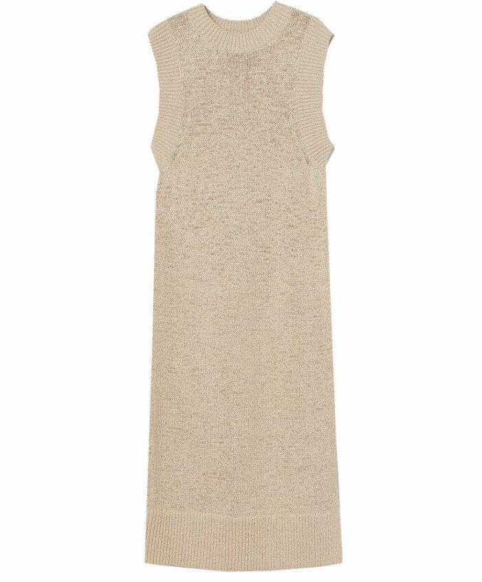 beige stickad klänning