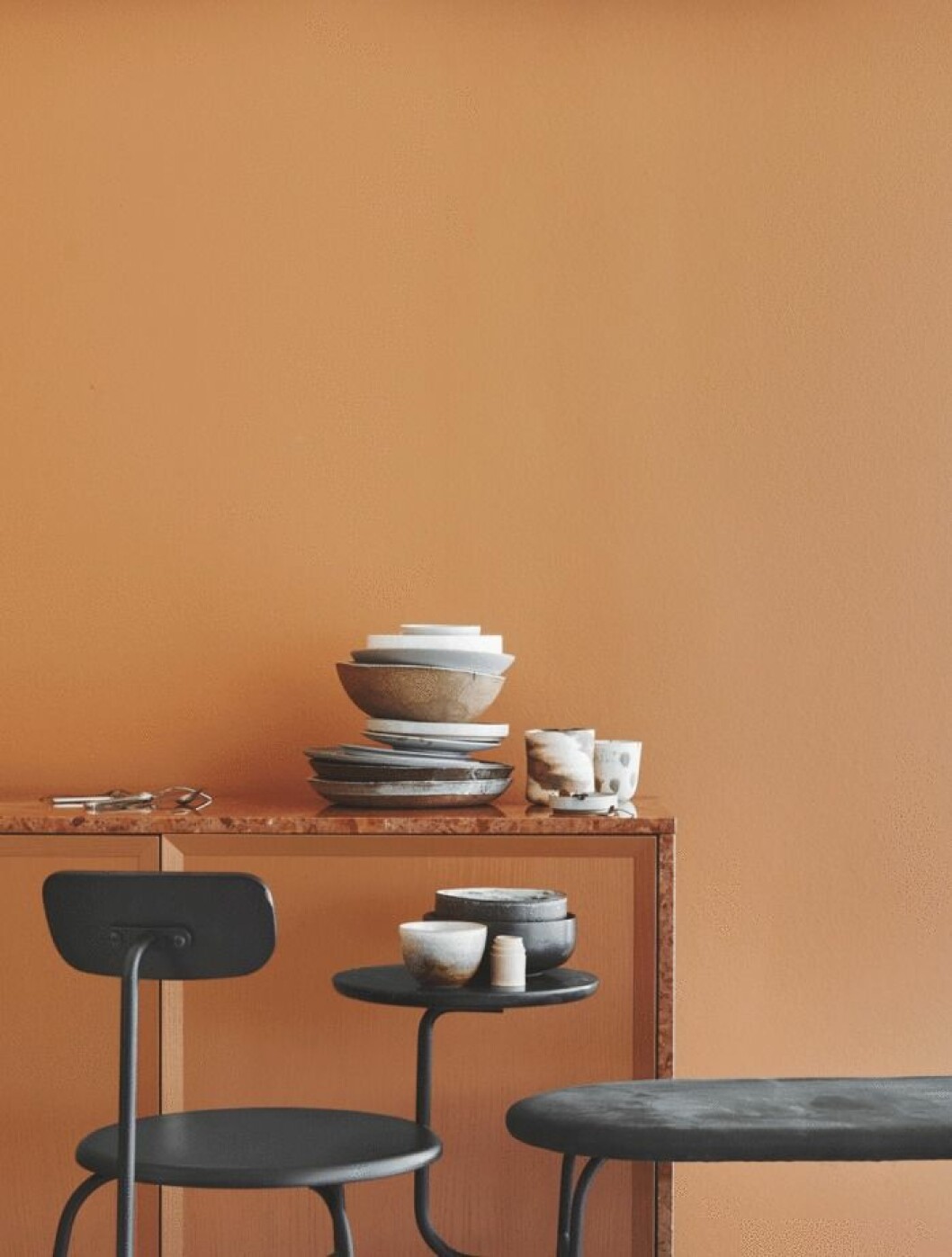 Orange vägg