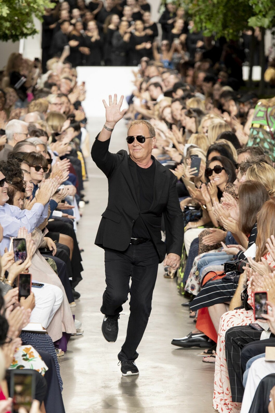 Michael Kors tackar adjö till New York Fashion Week (för nu)!