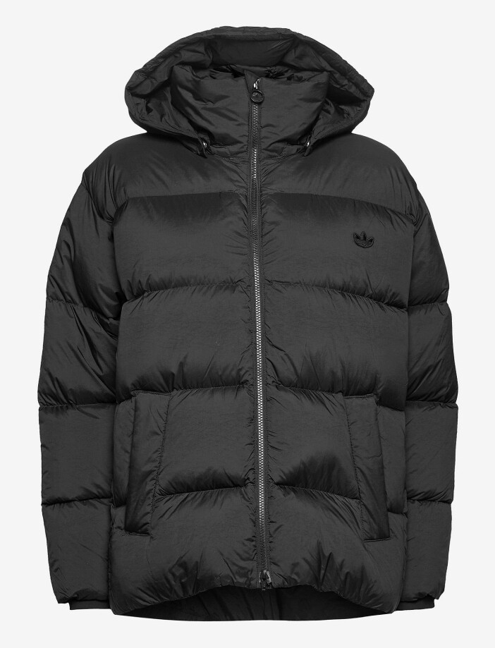 Kort klassisk dunjacka från Adidas.