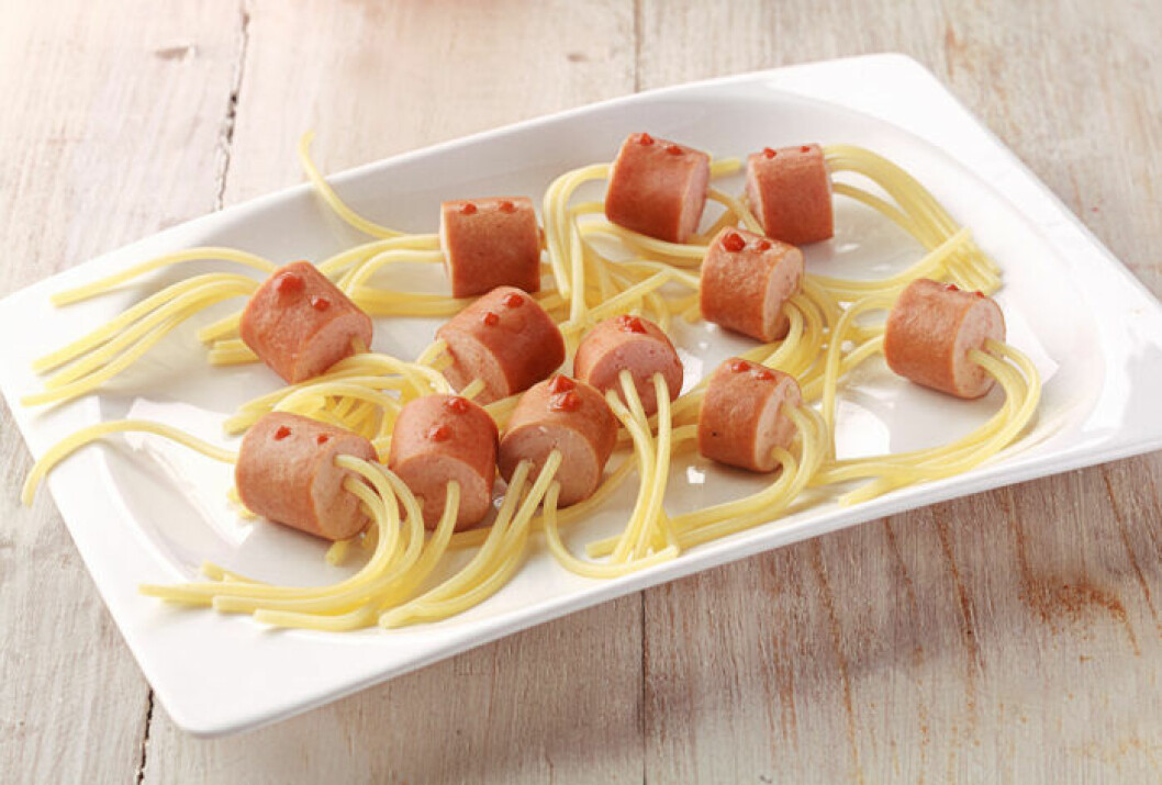 Spagetti med korv – med en twist. Foto: Shutterstock Spagetti med korv – med en twist.