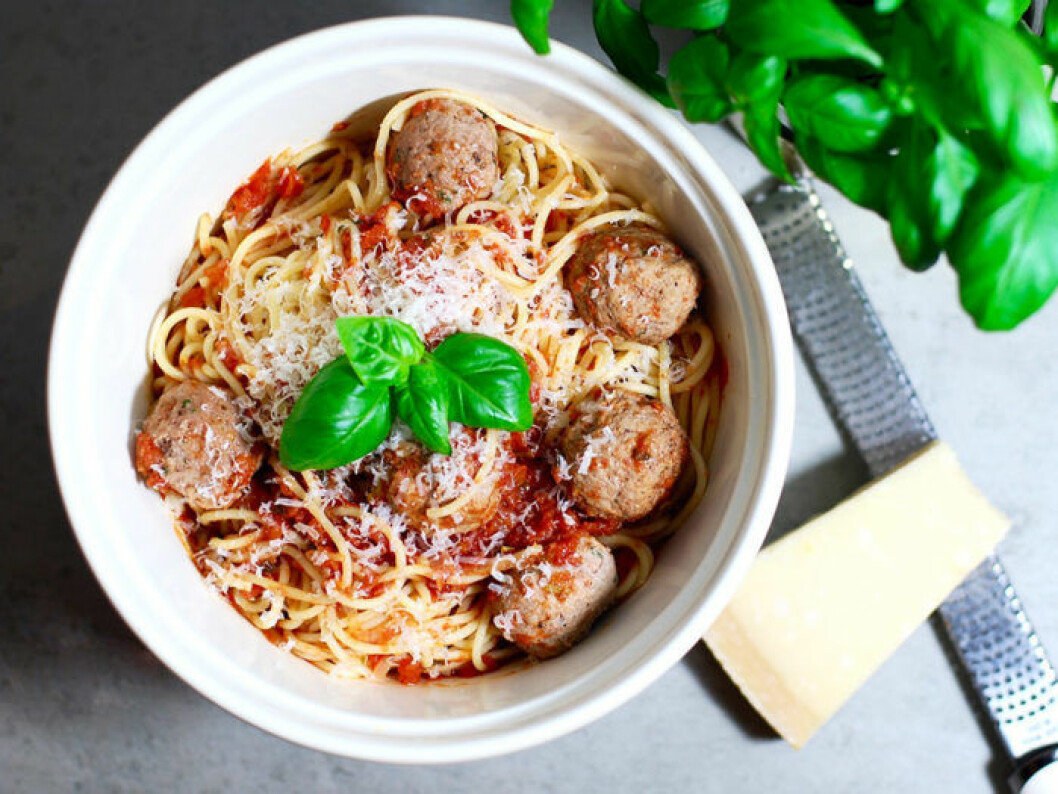 Italienska köttbullar med tomatsås & spaghetti. Italienska köttbullar med tomatsås & spaghetti.