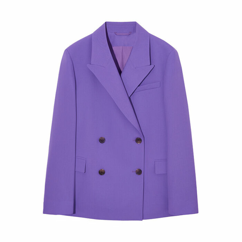 <a target="_blank" rel="nofollow" href="https://www.cos.com/en_sek/women/womenswear/blazers/product.regular-fit-double-breasted-blazer-purple.1036821005.html">Lila dubbelknäppt kavaj</a>, 1500 kr. kavaj