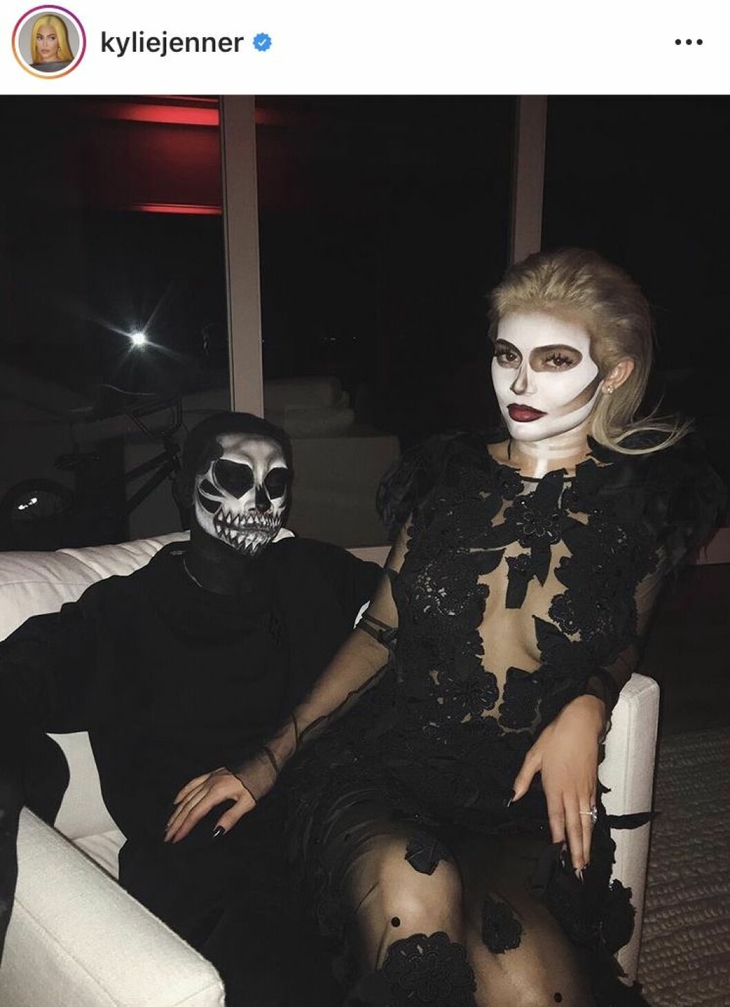 Kylie Jenner som skelett