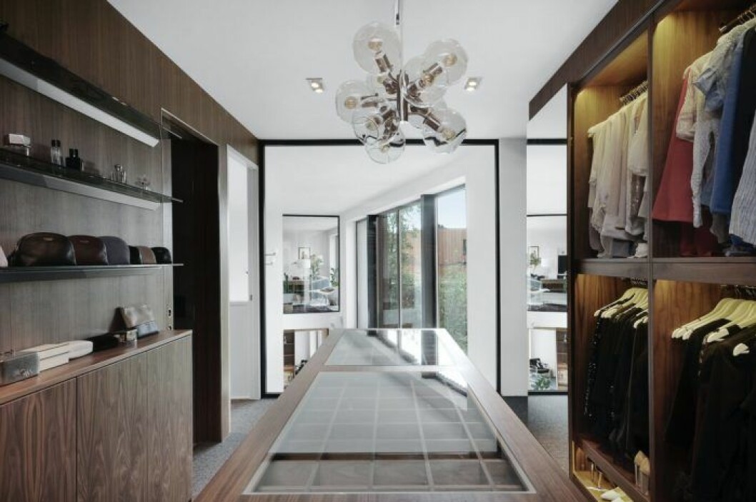 Isabella Löwengrip köper ny villa – för 30 miljoner kronor. Walk in closet.