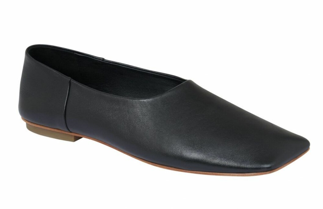 Ballerinaskor från COS med fyrkantig (trendig) tå.