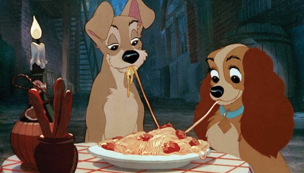 Lady och Lufsen äter spaghetti