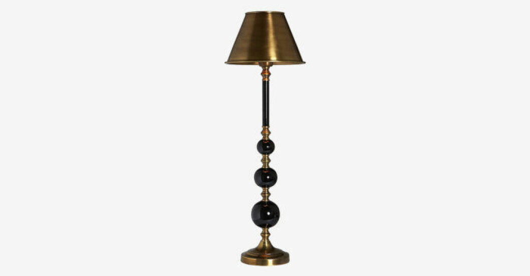 Hög bordslampa