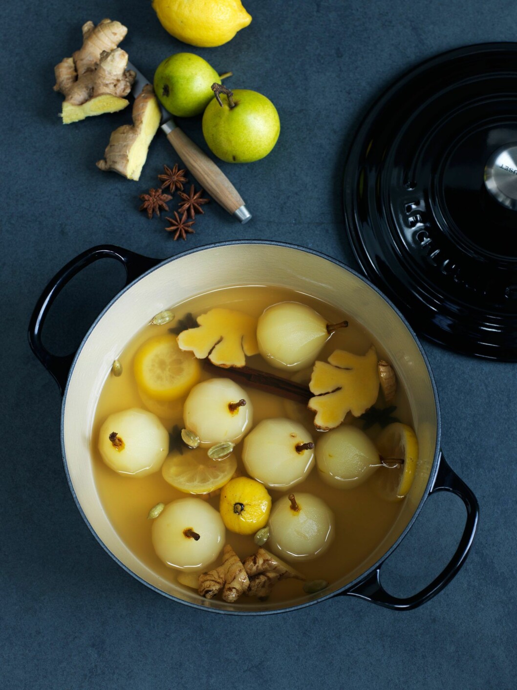 Foto: Le Creuset. Skapa en egen doft är en wellnesstrend 2020