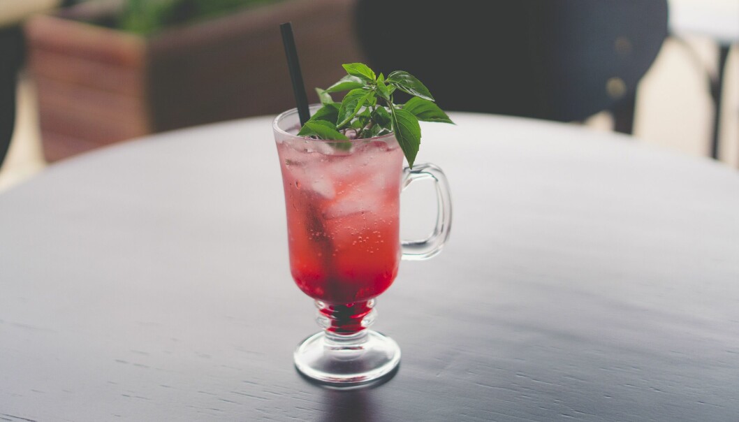 Lemon Hibiscus Mule