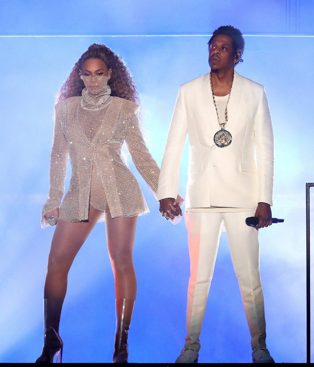 Beyonce Knowles i en silver LeQuan Smith klänning