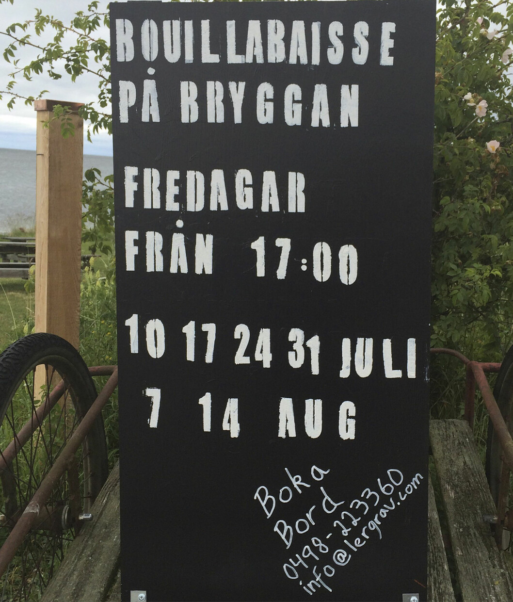 Lergrav fisk och café