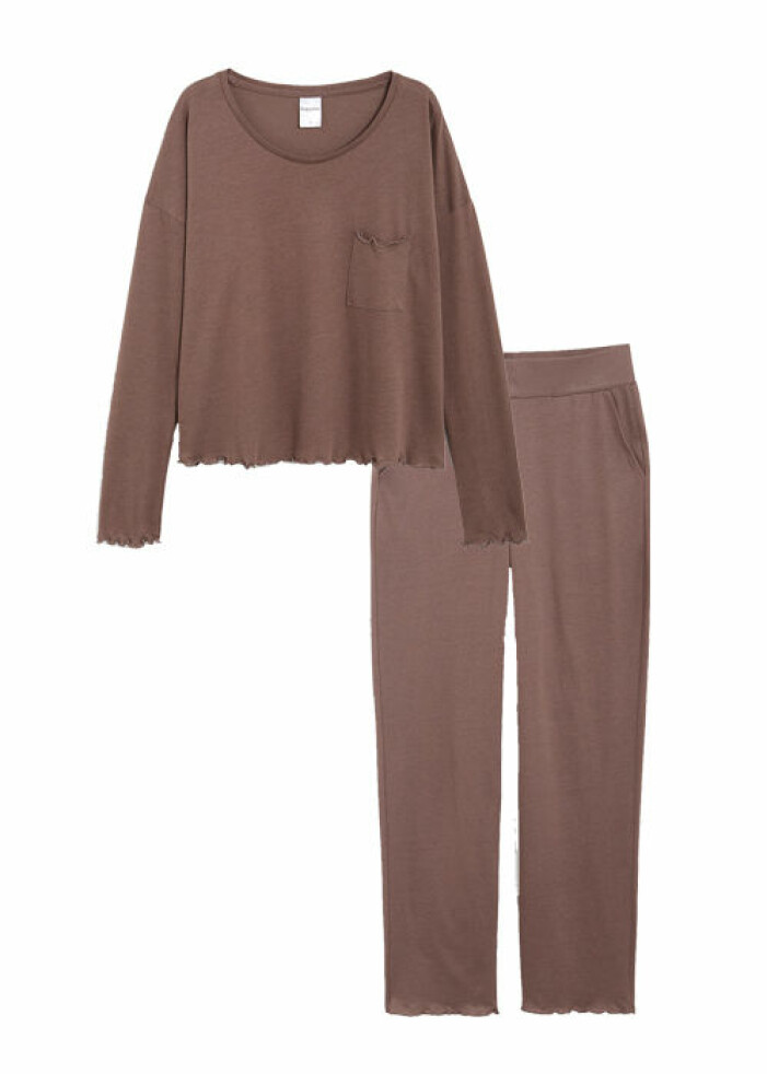 lila pyjamas till dam