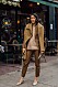 Streetstyle från London Fashion week, beige look på Eva Chen.