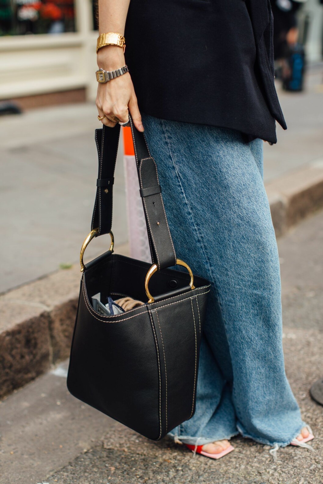 jeans streetstyle london fashion week.