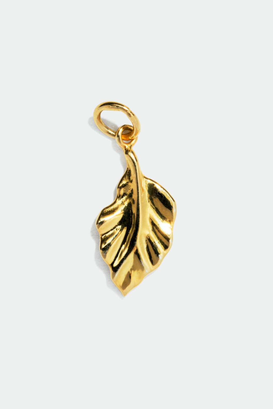 Lövhalsband i guld