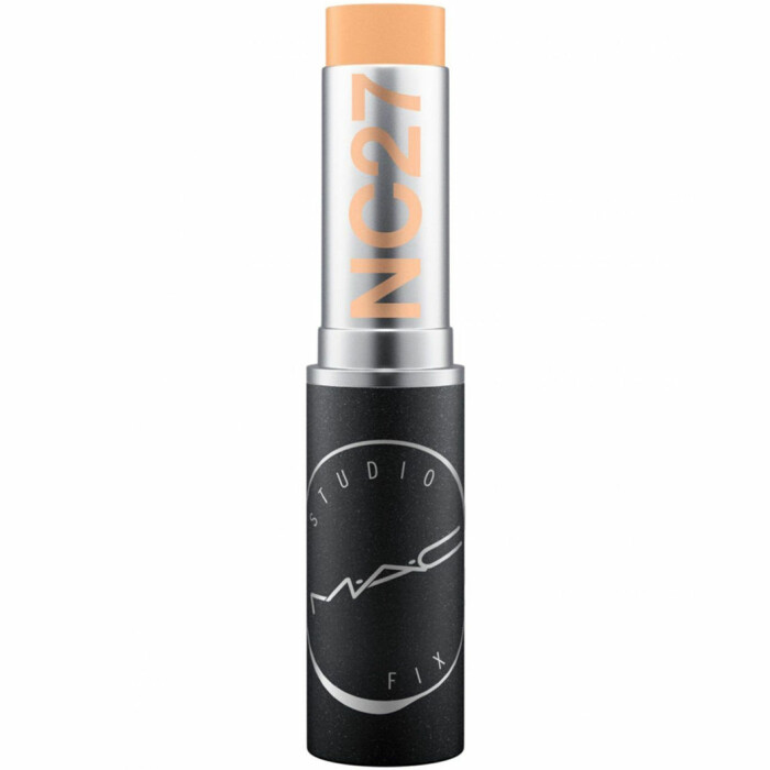 Mac studio fix soft matte foundation är perfekt som touch up. Klicka på bilden och kom direkt till stiftet. MAC STUDIO FIX SOFT MATTE FOUNDATION – BÄSTA TOUCH UP
