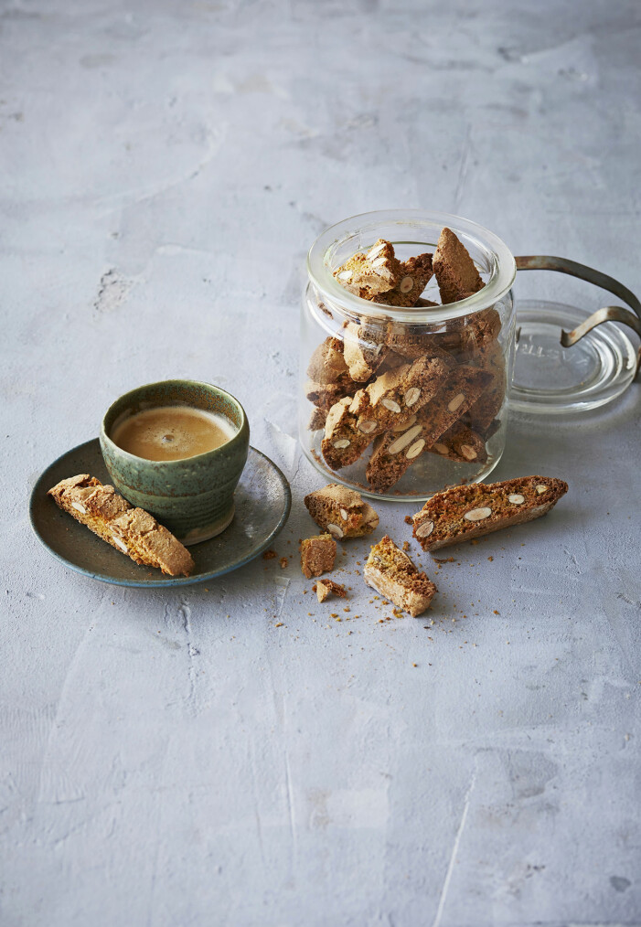 Så bakar du egna italienska mandelbiscotti