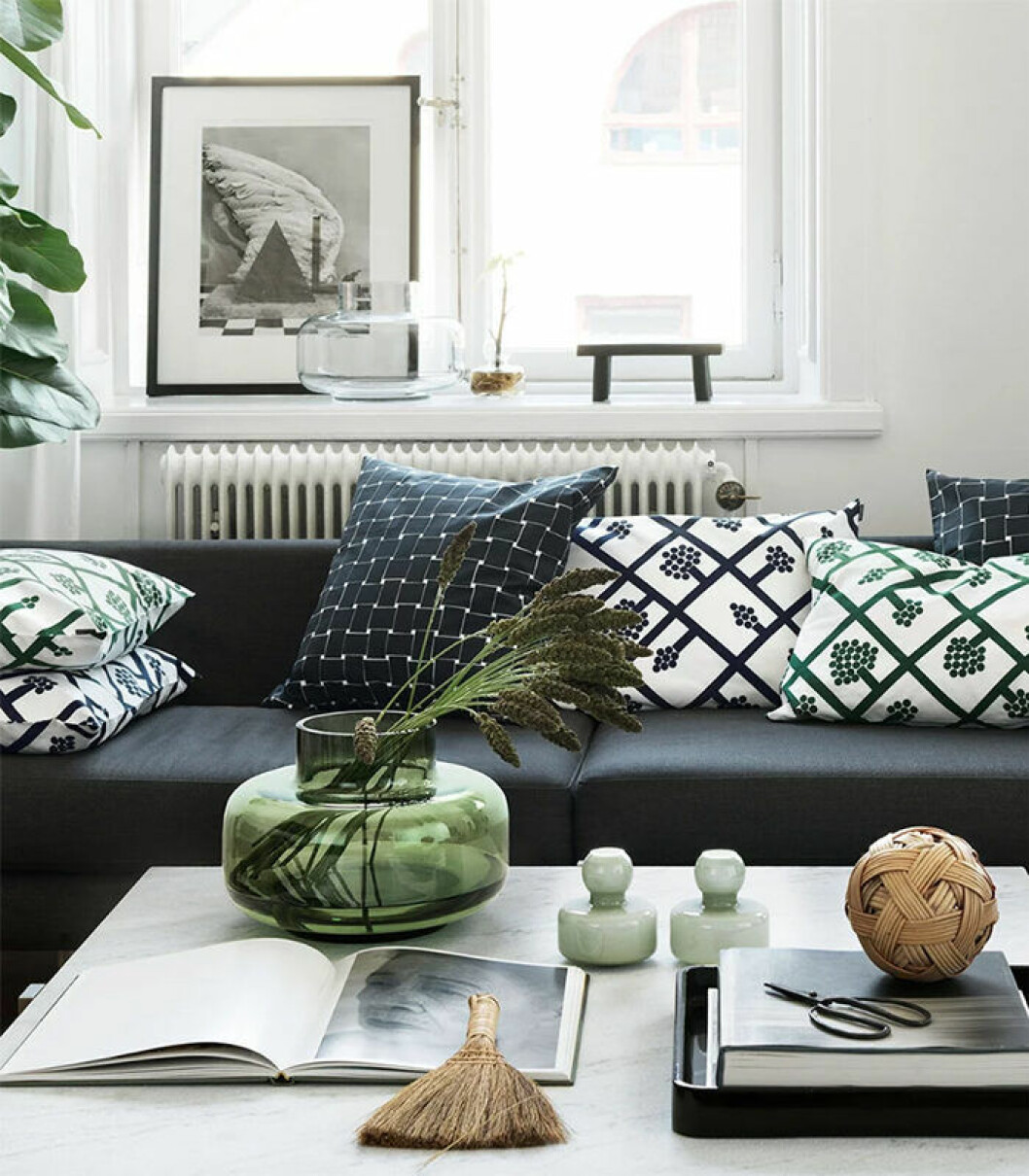 Tonade glasvasar hos Marimekko