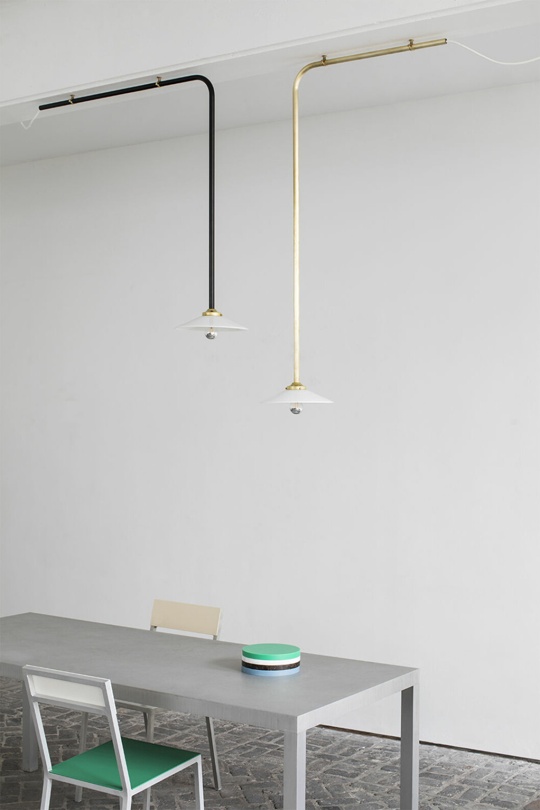 Lampa från Valerie Objects