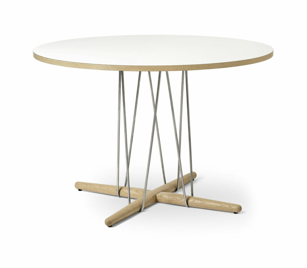 Matbord från Carl Hansen & Son