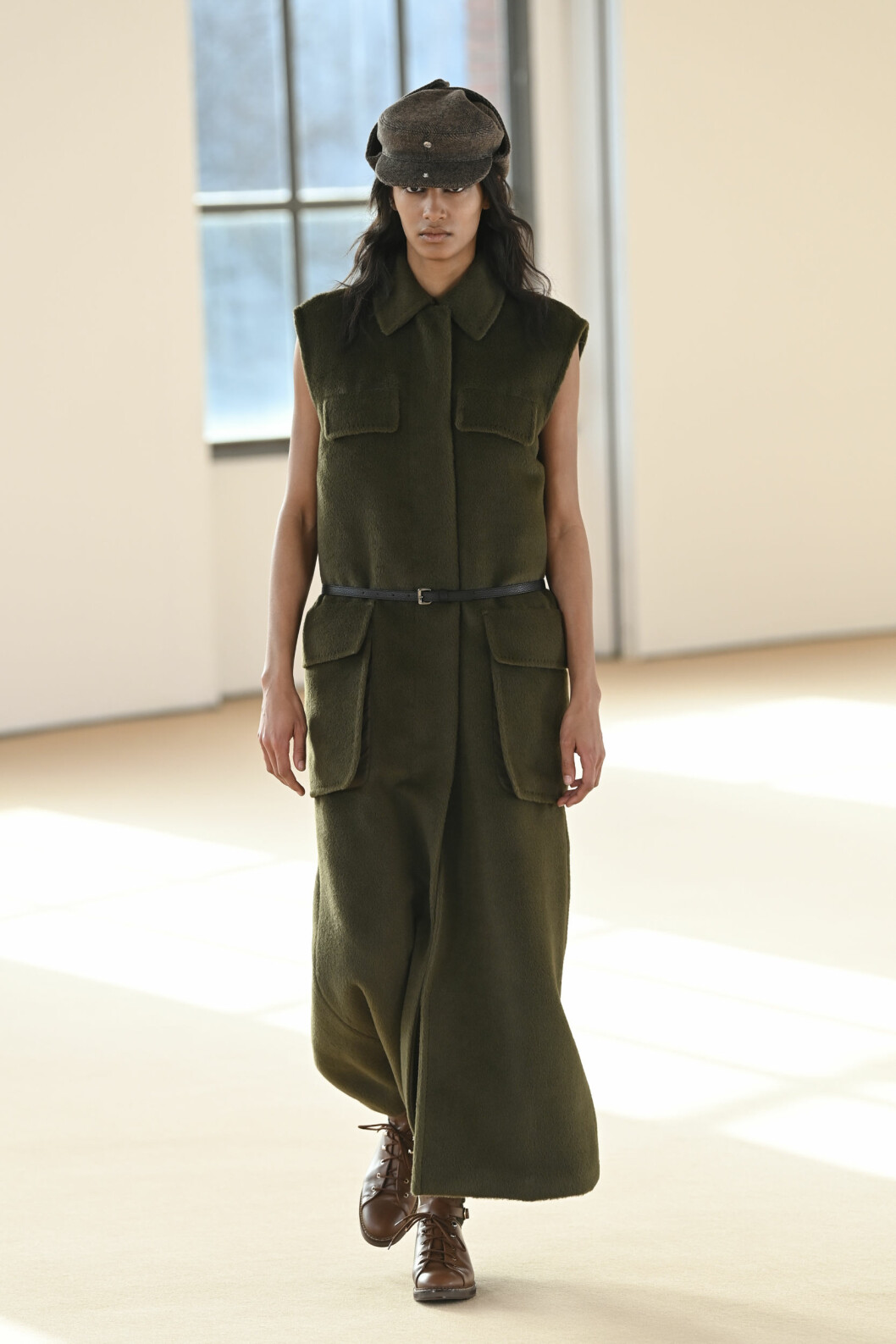 Max Mara AW21. Militärgrönt mode
