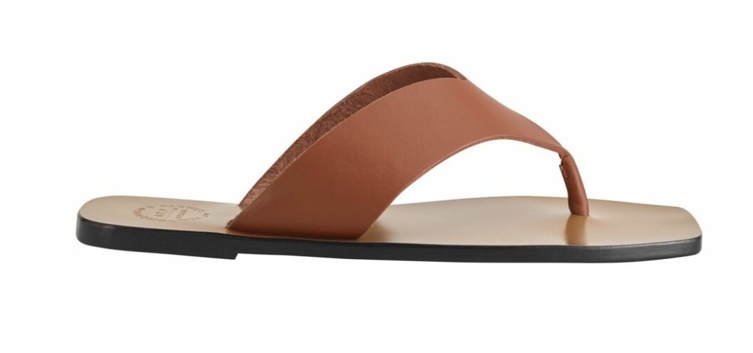 Atp Atelier har även dessa sandaler i en vacker rostfärgad nyans.
