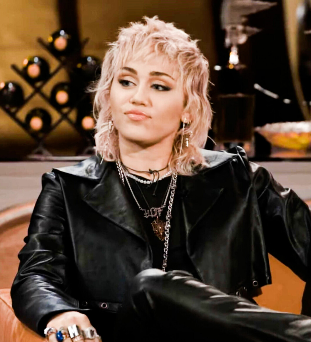 Miley Cyrus wolf cut