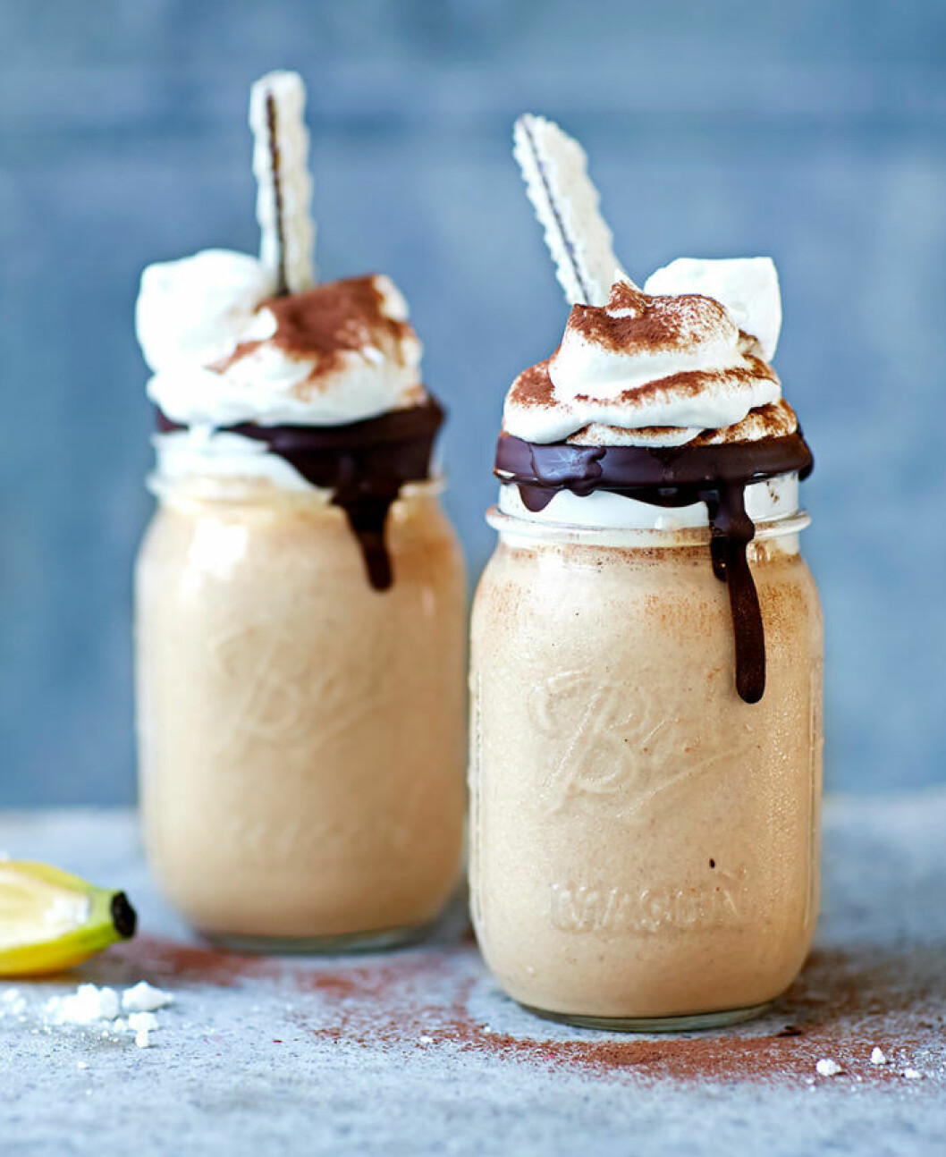 Banana split-milkshake med nutella. Banana split-milkshake med nutella.