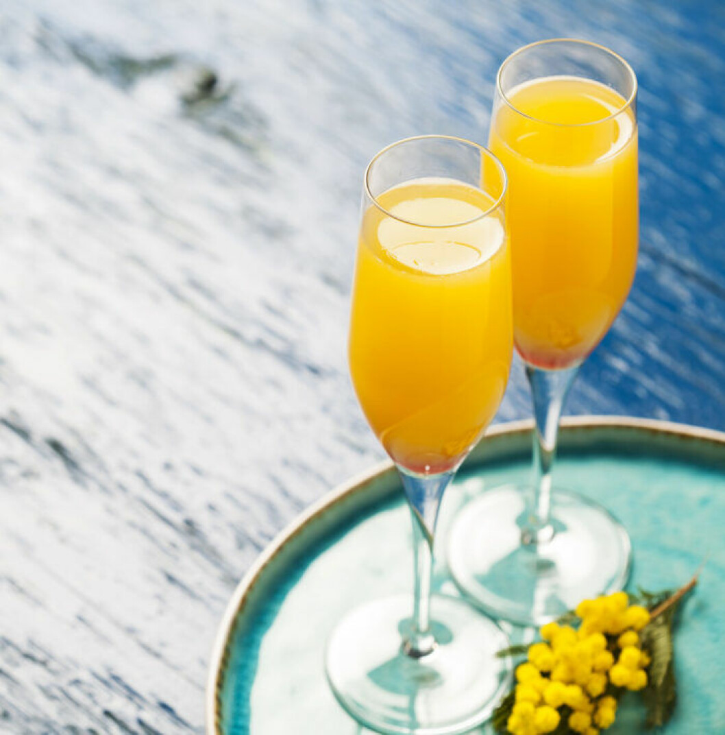 Härligt bubblig mimosa med smak av apelsin. Med eller utan alkohol.