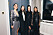 4 kvinnor i svarta klänningar.