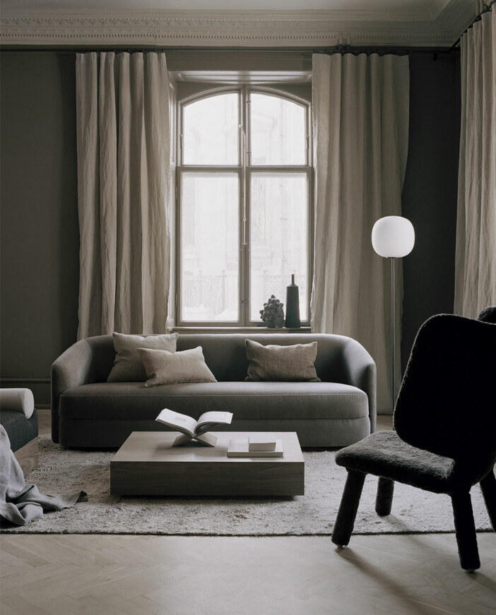Foto: New works minimalistiskt och lågt soffbord i skandinavisk stil