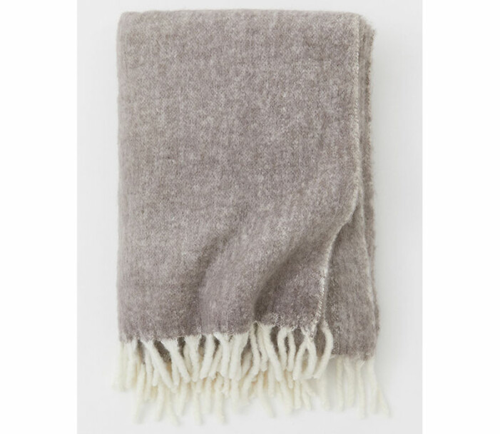 mjuk beige pläd hm home