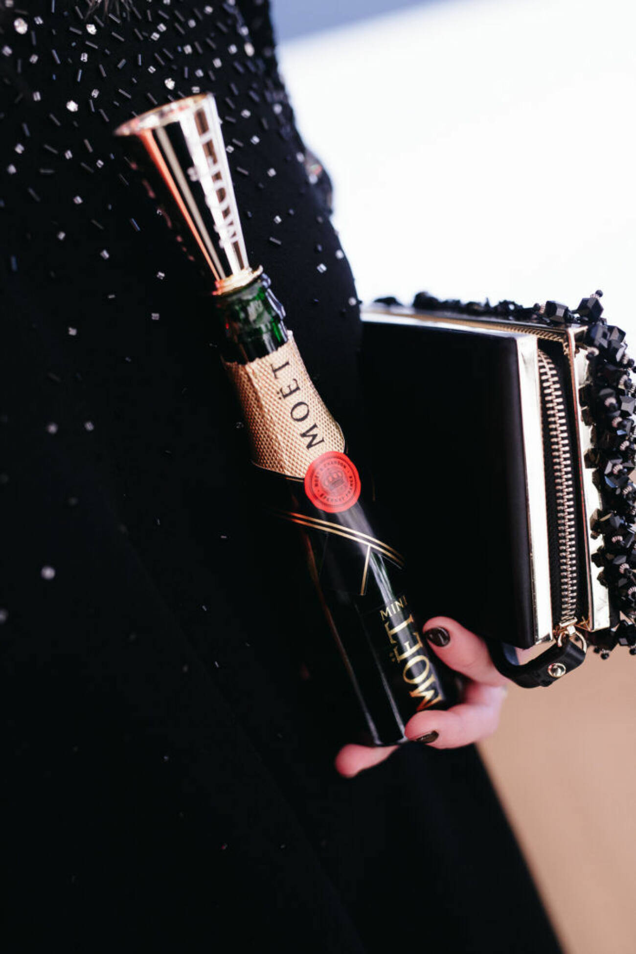 En flaska champagne är den perfekta accessoaren!