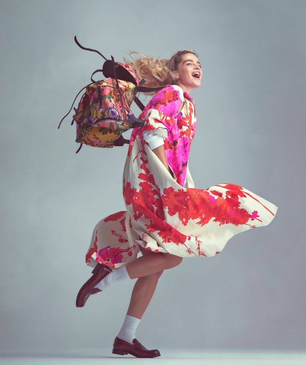 Mönstrad klänning från Dries Van Noten, så stylar du den blommiga trenden 2020