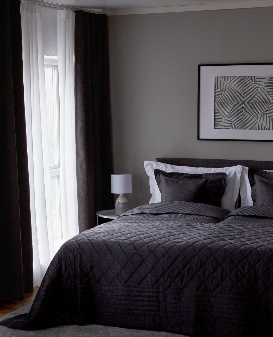 mörka hotellgardiner från hemtex