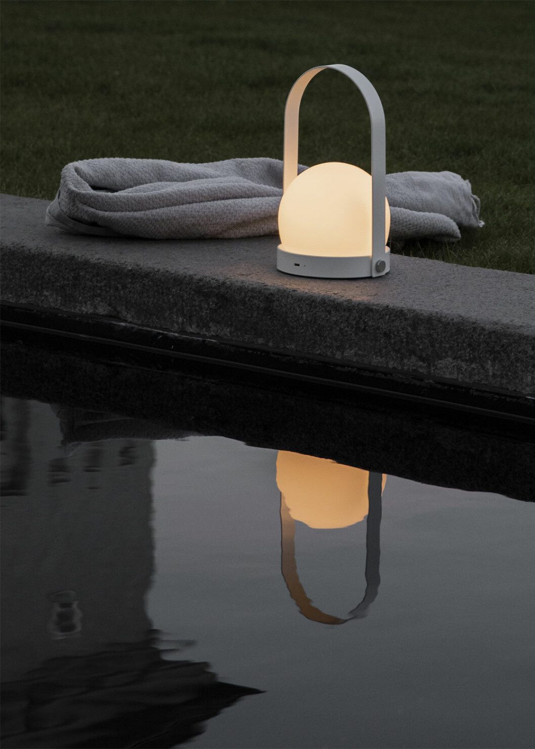 Bärbar utebelysning från Muuto