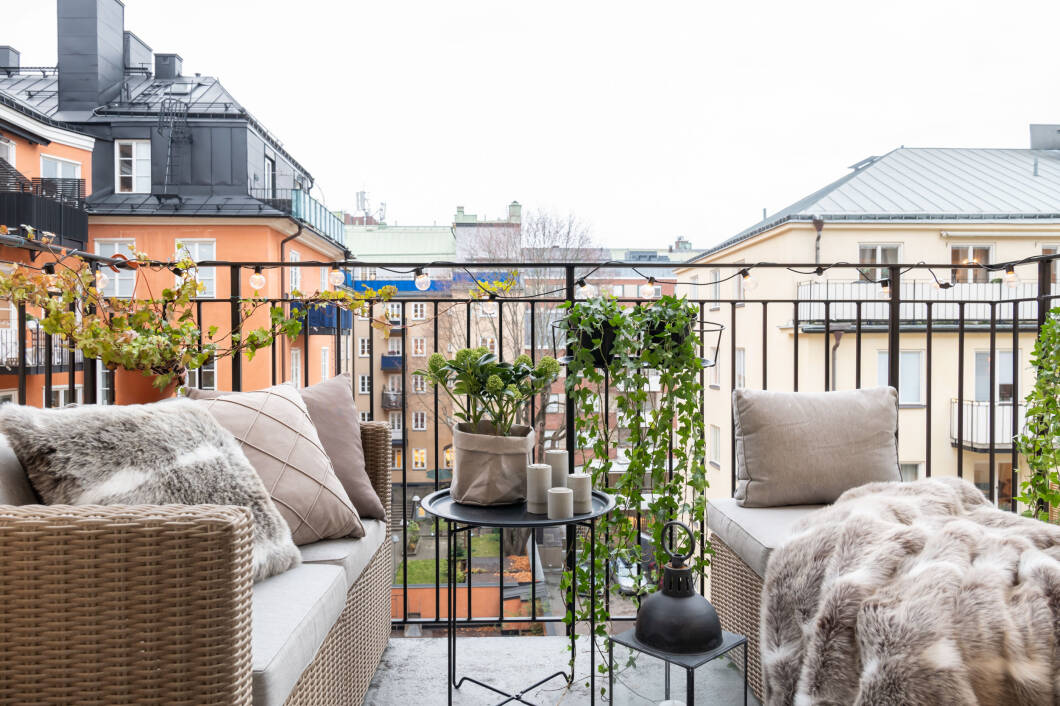 Tips för att inreda en mysig balkong i vinter och jul | ELLE