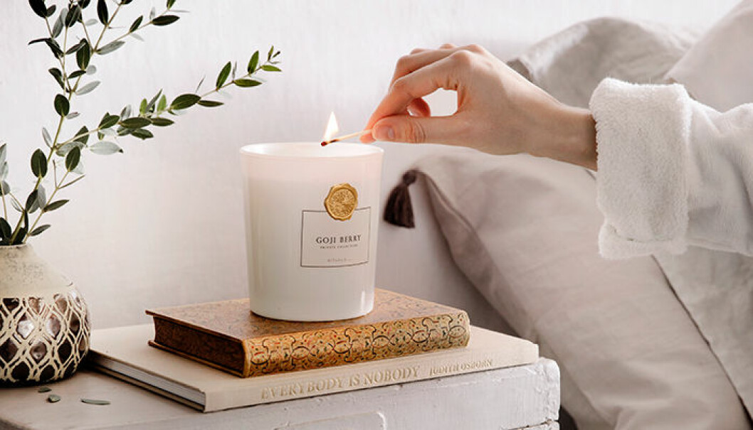 Tänd ett exklusivt doftljus hemma för att skapa en speciell stämning. <a href="https://www.rituals.com/sv-se/ditt-hem/ljus" target="_blank" rel="noopener">Rituals doftljus</a> är baserade baserade på solrosvax. Från 215 kr.