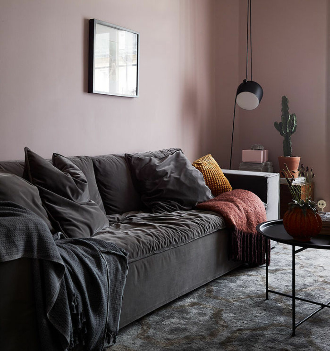 Foto: Fredric Boukari Styling: Sand för <a href="https://www.instagram.com/historiskahem/" target="_blank" rel="noopener">Historiska hem</a>/mäklare: Mattias Lantto Rosa, rostrött och orange är trendiga färger 2018
