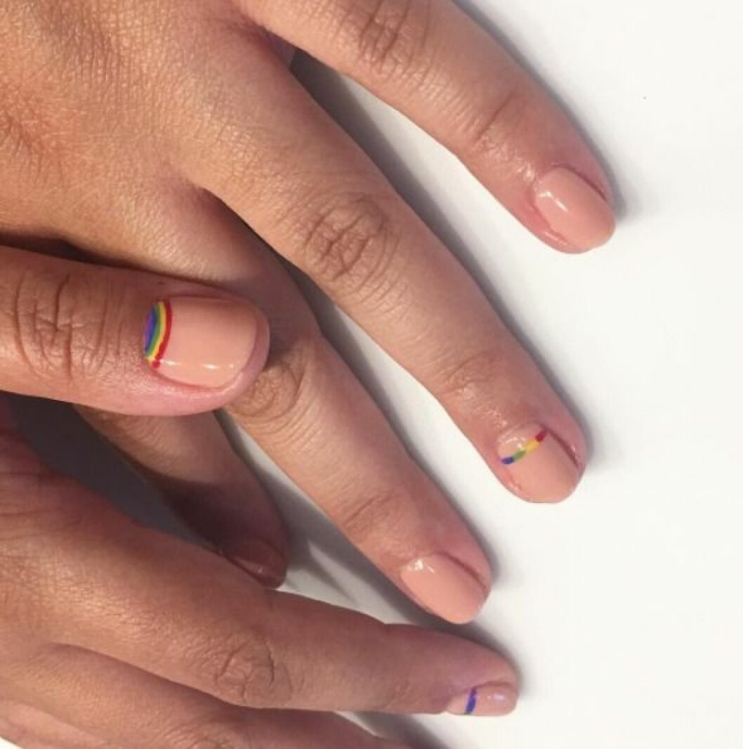 Foto: <a href="https://www.instagram.com/p/BVZse63ArBd/?tagged=pridenails" target="_blank" rel="noopener">ask_for_amber//Instagram</a>