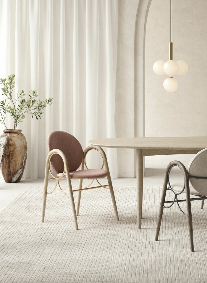 Nanna Ditzels stol <em>Arkade</em> gick aldrig i produktion när den designades, men har nu lanserats närmare 40 år senare av Brdr. Krüger. nanna ditzels stol arkade