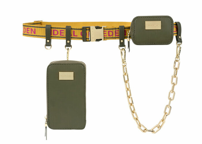 Med <a target="_blank" href="https://idealofsweden.com//p/naomi-utility-belt-khaki-green?utm_source=online-magazine&utm_medium=macro-influ&utm_campaign=aw22_elle">accessoarbältet</a> har IDEAL OF SWEDEN skapat en av säsongens effektivaste accessoarer. Naomi Utility Belt Khaki Green