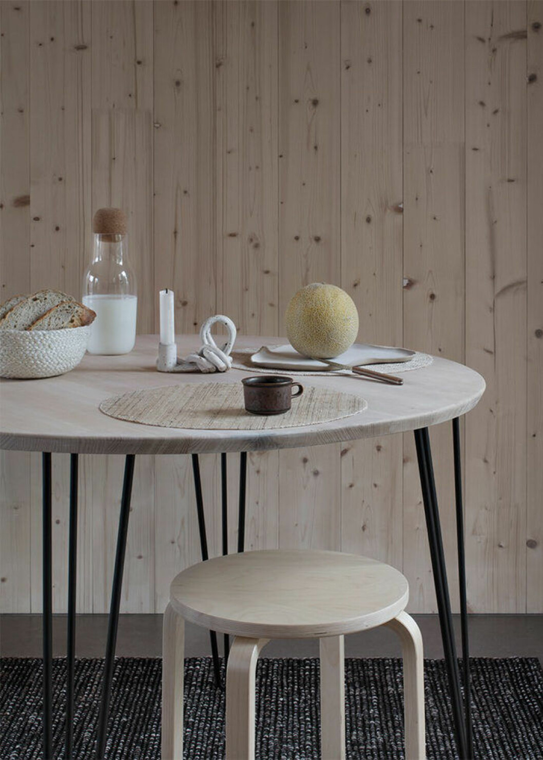 Bland naturmaterialen är det jute, rotting och de nordiska träslagen som är de starkast lysande stjärnorna. Foto: Dixie Naturmaterial är höstens stora inredningstrend