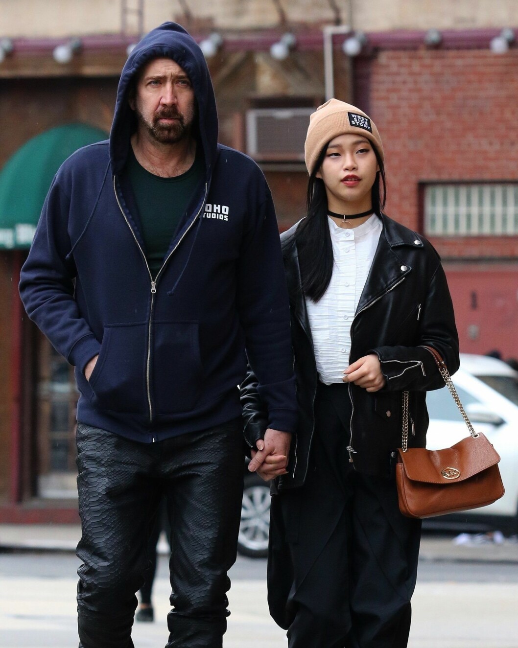 Nicolas Cage och Riko Shibata är ett par som det finns vissa frågetecken kring, vem är hon? till exempel. nicolas cage riko shibata
