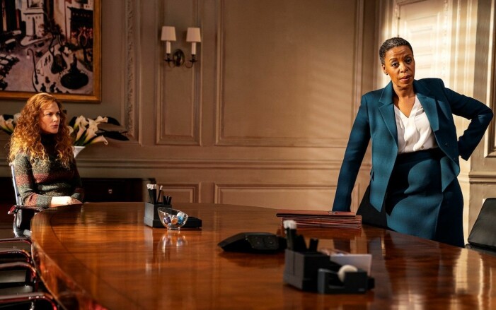 Nicole Kidman och Noma Dumezweni i <span class=" italic" data-lab-italic_desktop="italic">The Undoing</span>. Foto: HBO. Nicole Kidman och Noma Dumezweni i The Undoing