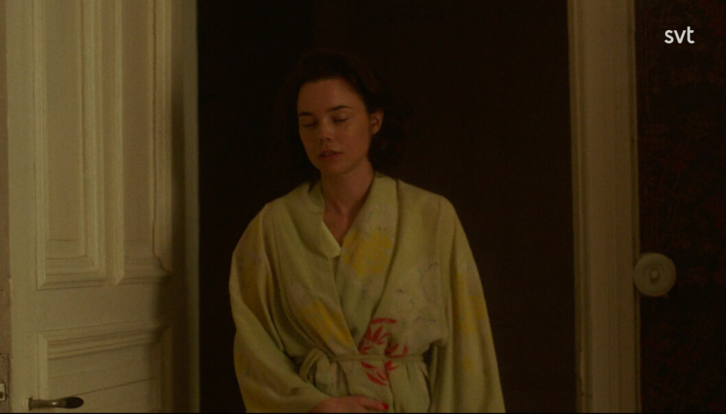 Nina i sin blommiga kimono.